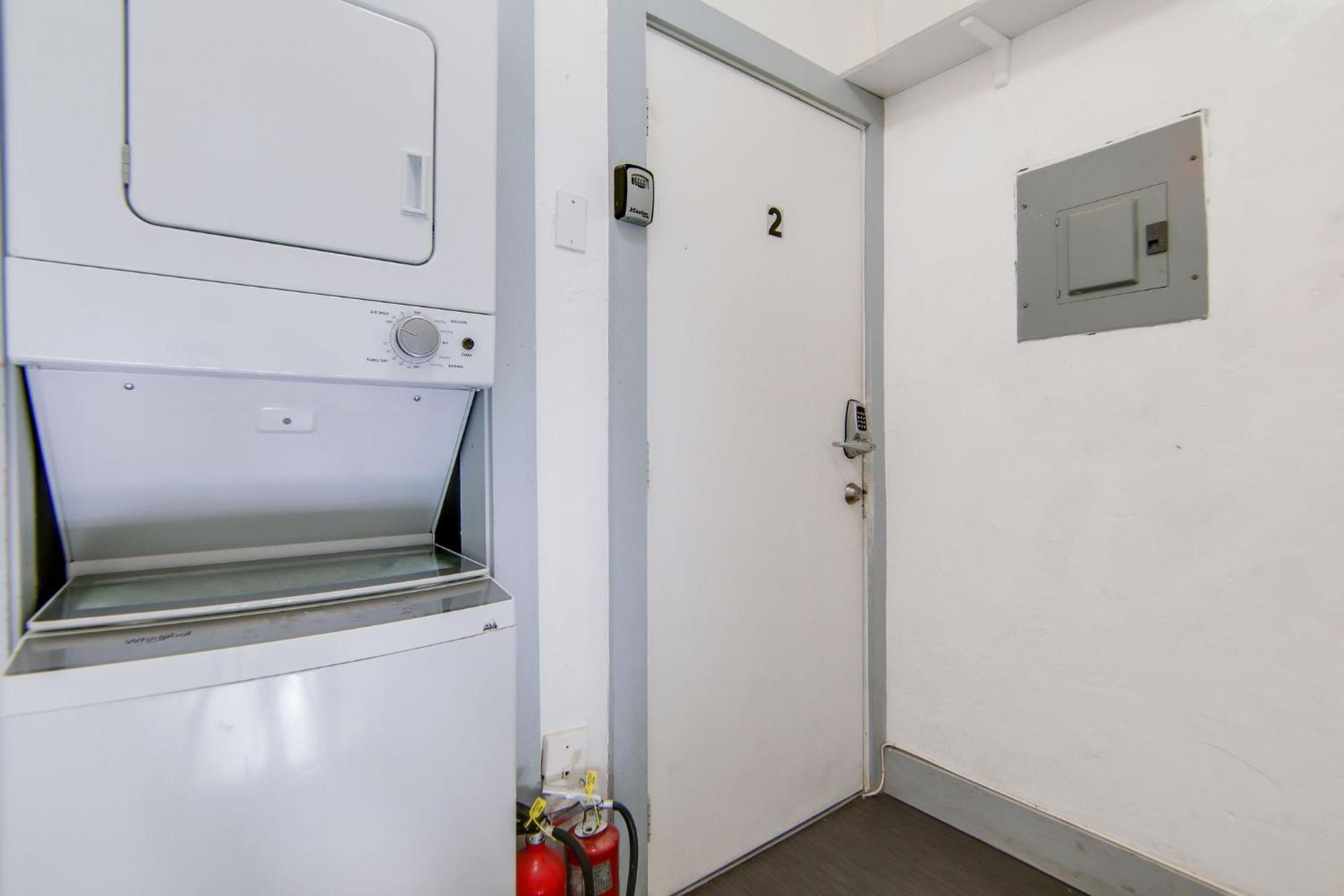 Charming Large Studio Near Ocean Dr - South Beach ไมอามีบีช ภายนอก รูปภาพ